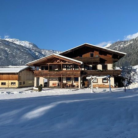 Apartment In Saalfelden Am Steinernen Meer Ngoại thất bức ảnh