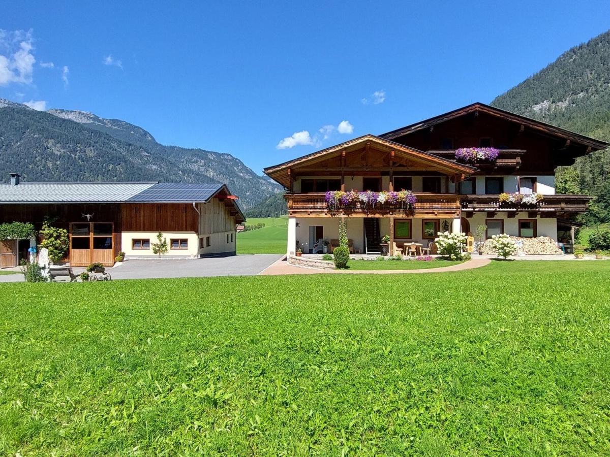 Apartment In Saalfelden Am Steinernen Meer Ngoại thất bức ảnh